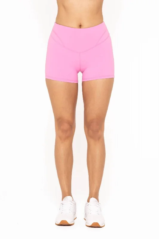 Contour Seam Biker Shorts In Pink